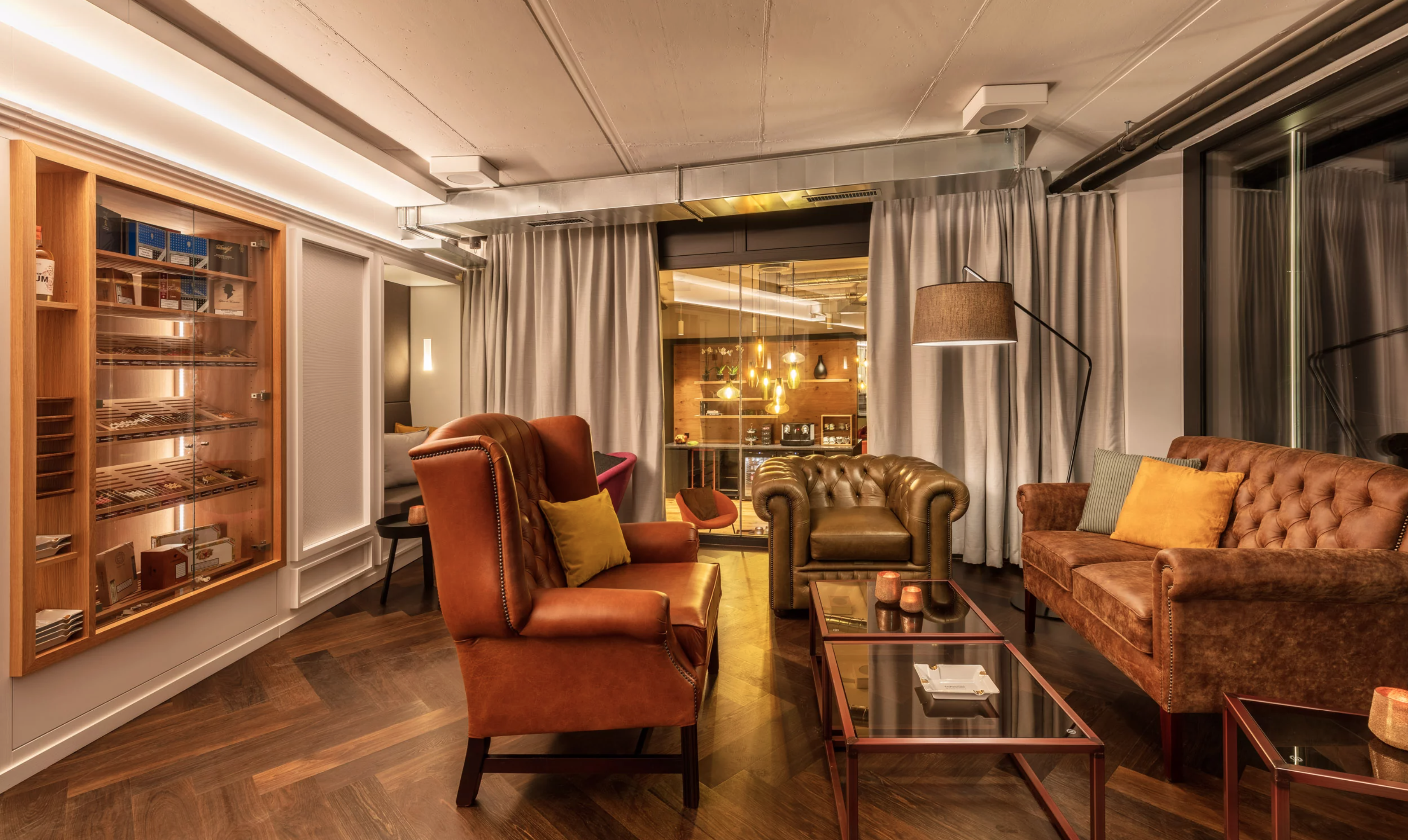 바 & 라운지 체험